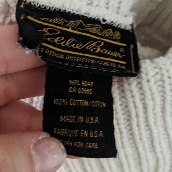 Eddie Bauer Vintage 100% Cotton Cream Turtleneck Sweater M  Heart Knit Cozycore - Picture 7 of 7